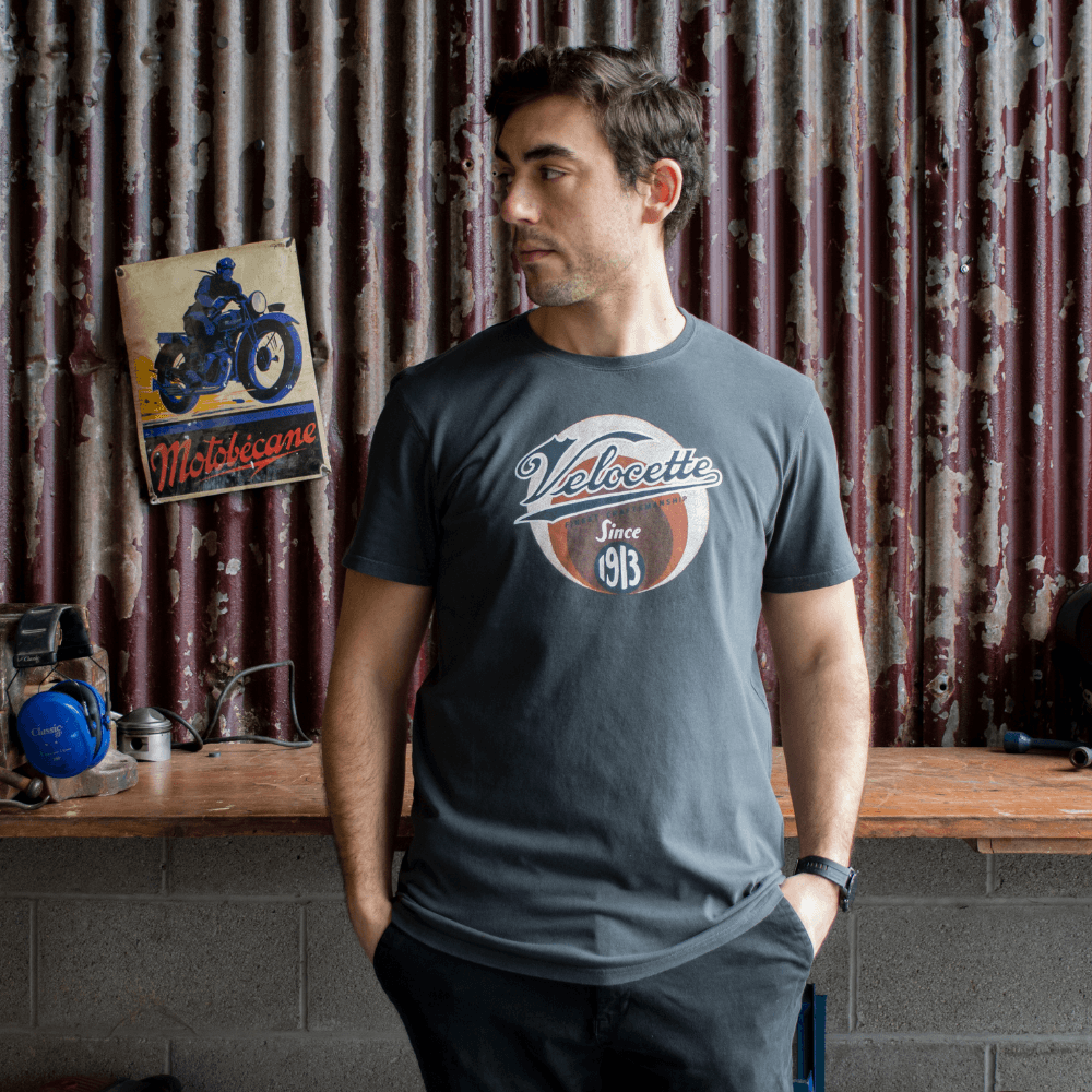 Velocette 1913 (Mens) Graphite T-Shirt - Red Torpedo